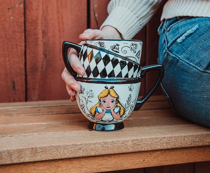 ALICE IN WONDERLAND - Disney Alice in Wonderland Stacked Teacups Sculpted Ceramic Mug