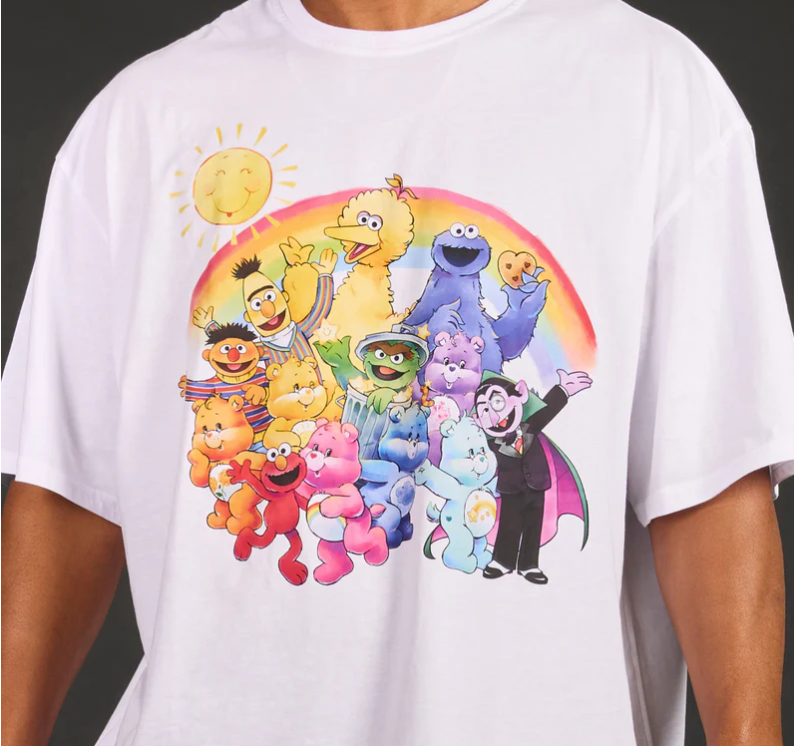 CARE BEARS - SESAME STREET - Care Bears x Sesame Street Drop Sleeve T-Shirt