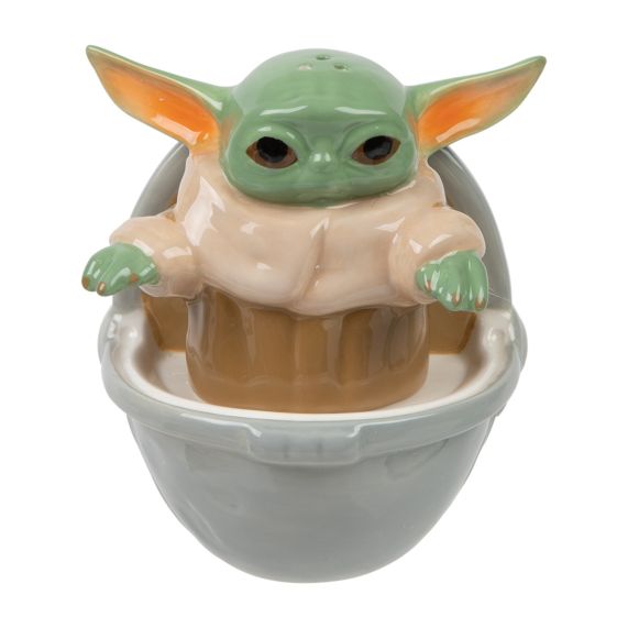 STAR WARS THE MANDALORIAN THE CHILD SCULPTED CERAMIC SALT & PEPPER SET
