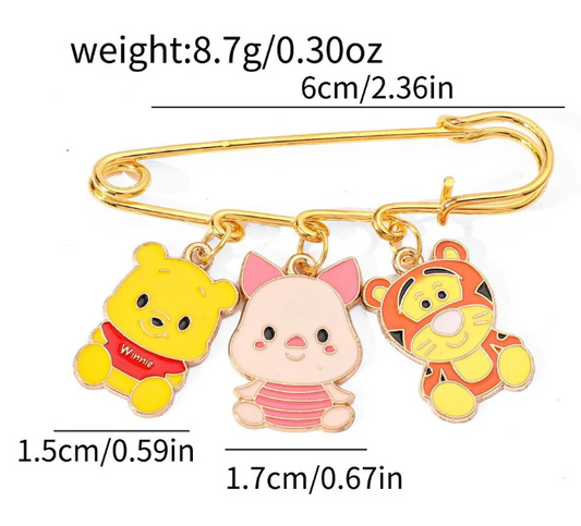 WINNIE THE POOH - Safety Pin with pendants
