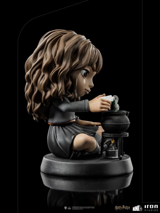 HARRY POTTER - Hermione Granger MiniCo Figurine by Iron Studios